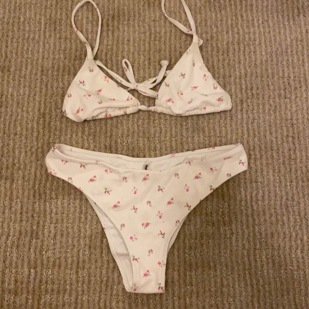 pacsun floral white bikini